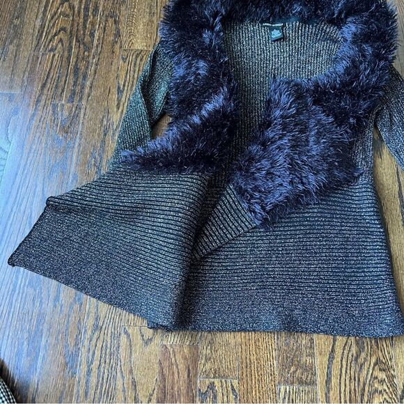 Lauren Michelle Metallic Silver Faux Fur Open Front Sweater Jacket Dressy Sz S - Picture 4 of 6